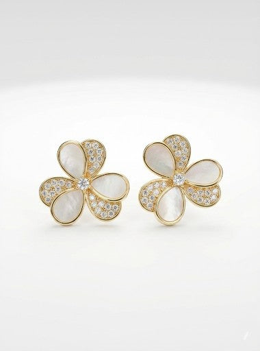 Selora Twist Studs